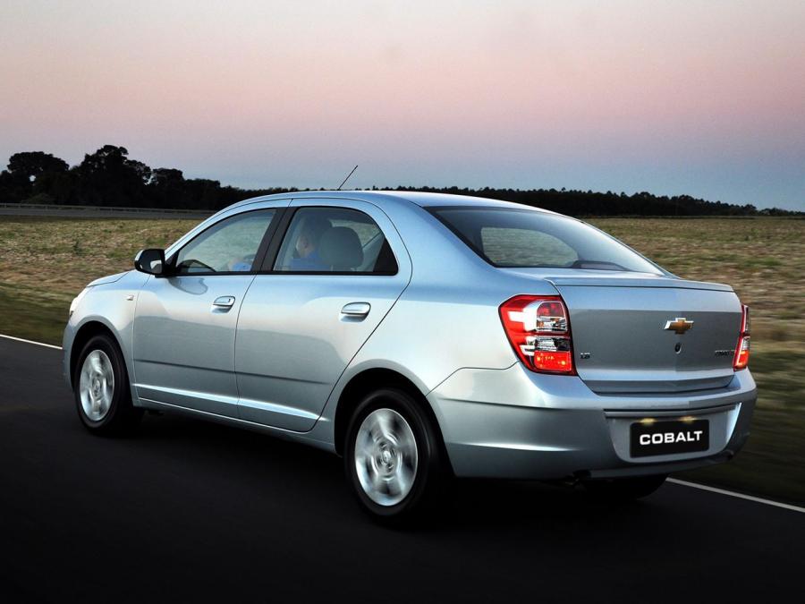  Chevrolet Cobalt 2011 года  (BR) (фото 7 из 16)
